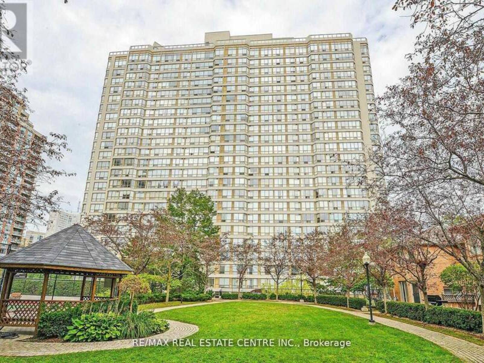 1805 - 55 ELM DRIVE, Mississauga, Ontario L5B 3Z3