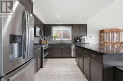 195 GREEN VISTA DRIVE | Cambridge Ontario | Slide Image Thirteen
