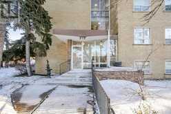 305 - 219 WILSON AVENUE | Toronto Ontario | Slide Image Four