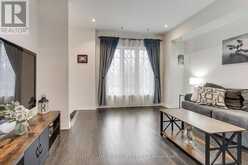 13 VITA STEPHANIE COURT | Georgina Ontario | Slide Image Three