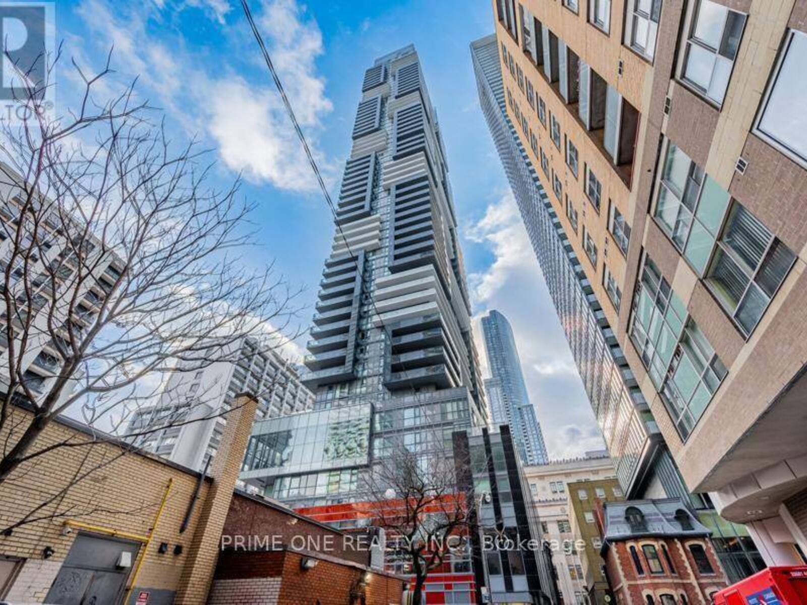 6113 - 7 GRENVILLE STREET, Toronto, Ontario M4Y 0E9