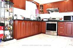 59 BLANEY CRESCENT | Toronto Ontario | Slide Image Six