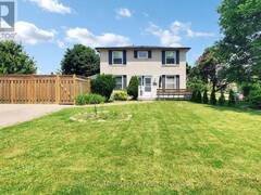 4 FLAMINGO CRESCENT Brampton Ontario, L6T 2G5