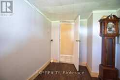 252 QUEEN STREET | Chatham-Kent Ontario | Slide Image Nineteen