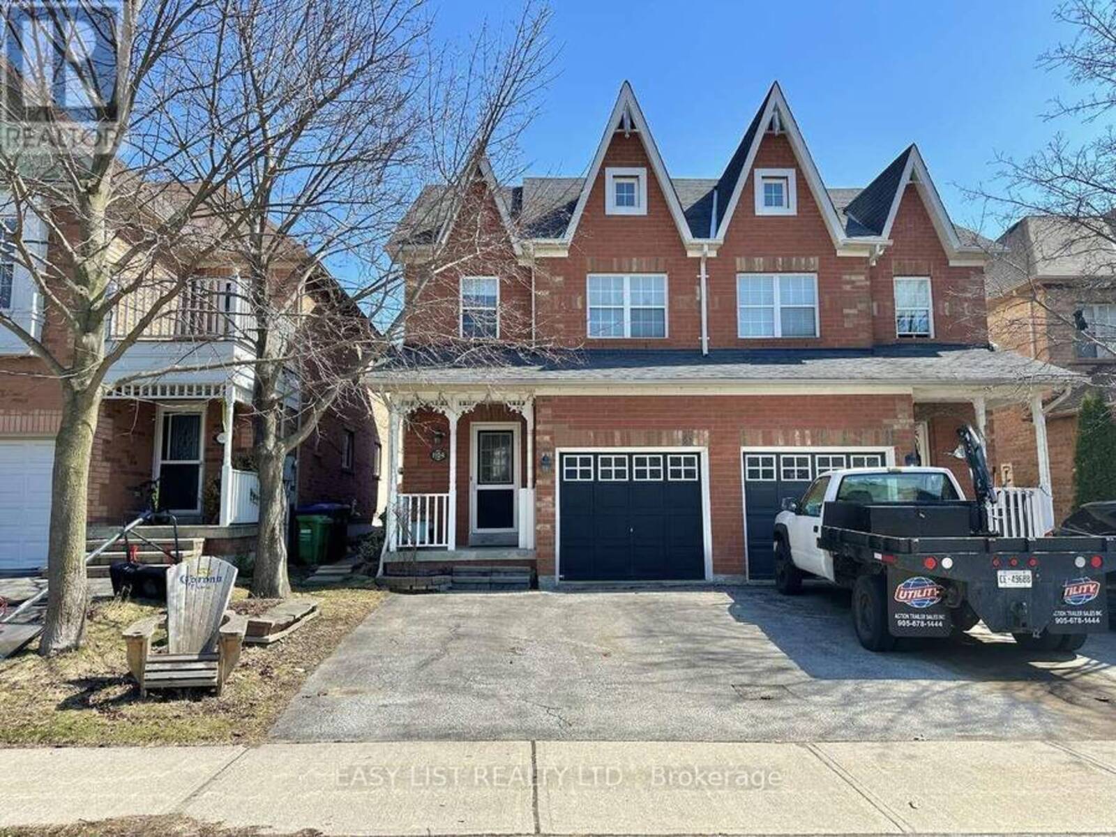 1104 CARDING MILL PLACE, Mississauga, Ontario L5W 1C4