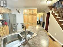 1104 CARDING MILL PLACE | Mississauga Ontario | Slide Image Twelve