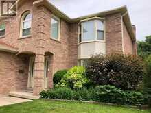15 TIMPSON DRIVE | Aurora Ontario | Slide Image Thirty-five