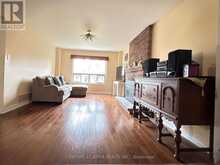 15 TIMPSON DRIVE | Aurora Ontario | Slide Image Eight