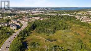 106 - 39 FERNDALE DRIVE S | Barrie Ontario | Slide Image Twenty-five