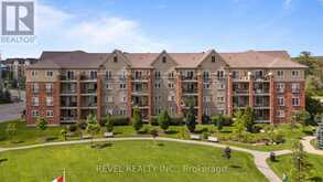 106 - 39 FERNDALE DRIVE S | Barrie Ontario | Slide Image Thirty-three