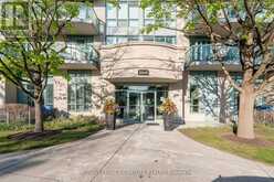 1703 - 2545 ERIN CENTRE BOULEVARD | Mississauga Ontario | Slide Image Two