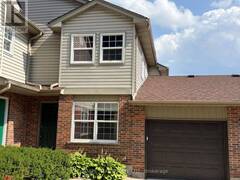 17 - 250 KEATS WAY Waterloo Ontario, N2L 6J5
