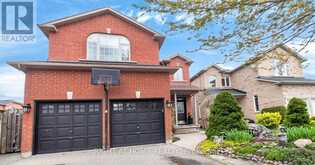 5956 RAYSHAW CRESCENT | Mississauga Ontario | Slide Image Two