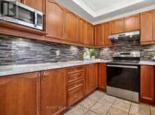 5956 RAYSHAW CRESCENT | Mississauga Ontario | Slide Image Nine
