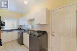 128 CARMELA AVENUE | Richmond Hill Ontario | Slide Image Nineteen
