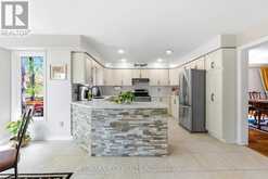 2197 SHAFTESBURY COURT | Oakville Ontario | Slide Image Eleven