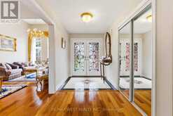 2197 SHAFTESBURY COURT | Oakville Ontario | Slide Image Four