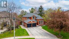 2197 SHAFTESBURY COURT | Oakville Ontario | Slide Image Three