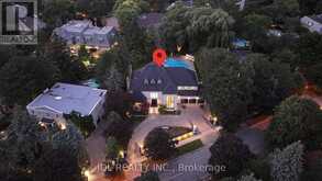 19 FIFESHIRE ROAD | Toronto Ontario | Slide Image One