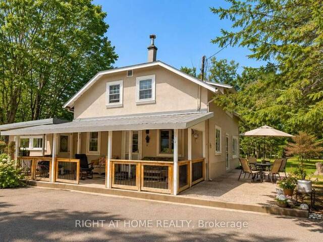 640 TINY BEACHES ROAD N Tiny Ontario, L0L 2J0 - 6 Bedrooms Home For Sale