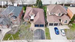 85 CITYVIEW CIRCLE | Barrie Ontario | Slide Image Three