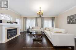 2445 FELHABER CRESCENT | Oakville Ontario | Slide Image Thirteen