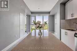 701 - 509 DUNDAS STREET W | Oakville Ontario | Slide Image Three