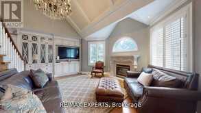 27 THERESA CIRCLE | Vaughan Ontario | Slide Image Nine