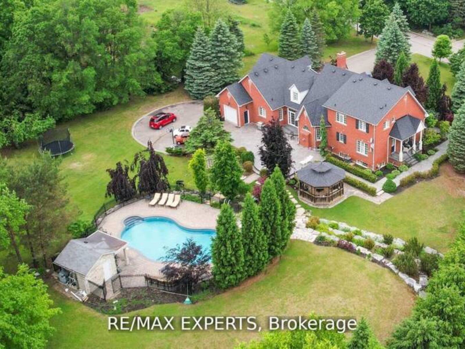 27 THERESA CIRCLE, Vaughan, Ontario L0J 1C0