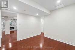 31 PRINCE DRIVE | Bradford West Gwillimbury Ontario | Slide Image Thirty-seven