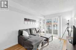 1124 - 270 WELLINGTON STREET W | Toronto Ontario | Slide Image Seven