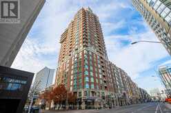 1802 - 38 AVENUE ROAD | Toronto Ontario | Slide Image Five