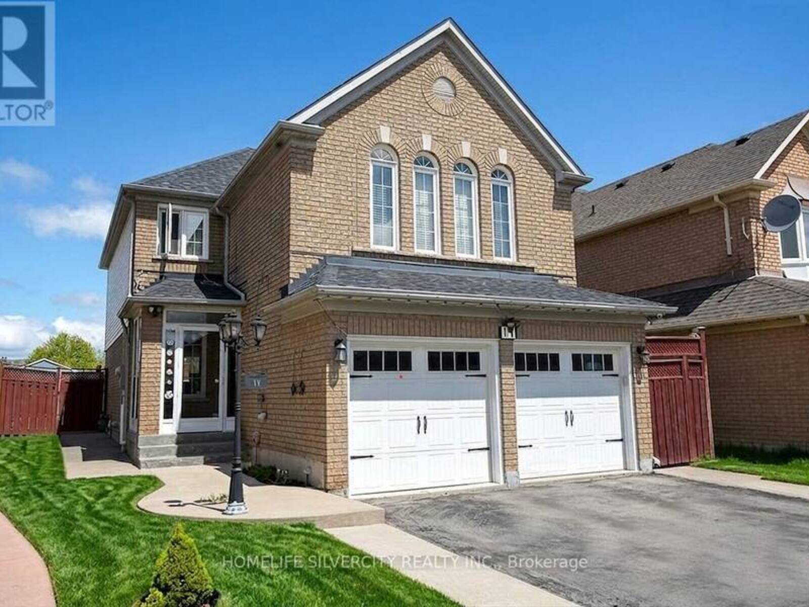 11 RANGELAND ROAD, Brampton, Ontario L6R 1L4