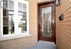 11 RANGELAND ROAD | Brampton Ontario | Slide Image Three
