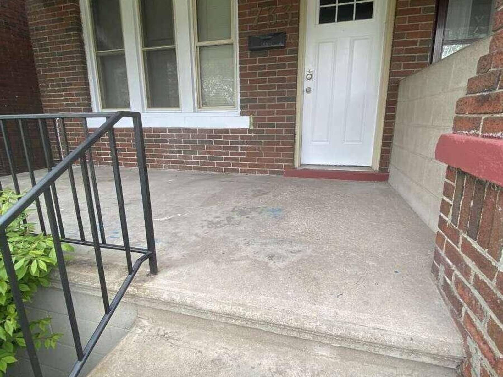 731-733 PARTINGTON AVENUE, Windsor, Ontario N9B 2N6