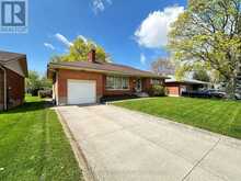 130 GARDINER AVENUE E | Dunnville Ontario | Slide Image Three