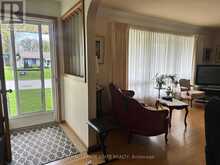 130 GARDINER AVENUE E | Dunnville Ontario | Slide Image Eight