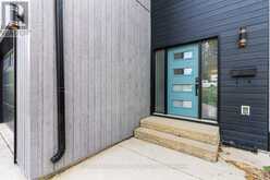 1076 7TH AVENUE | Hanover Ontario | Slide Image Seven