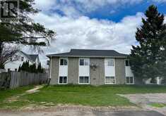 504 ANDREW STREET | Shelburne Ontario | Slide Image Three
