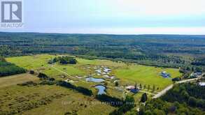253 CRAIG SIDE ROAD | Oro-Medonte Ontario | Slide Image Twelve