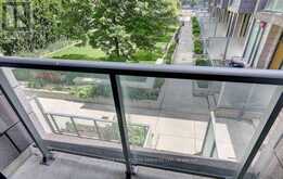 TH7 - 121 MCMAHON DRIVE | Toronto Ontario | Slide Image Thirteen