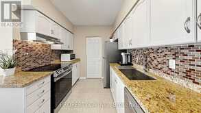 107 - 7398 YONGE STREET | Vaughan Ontario | Slide Image Twelve