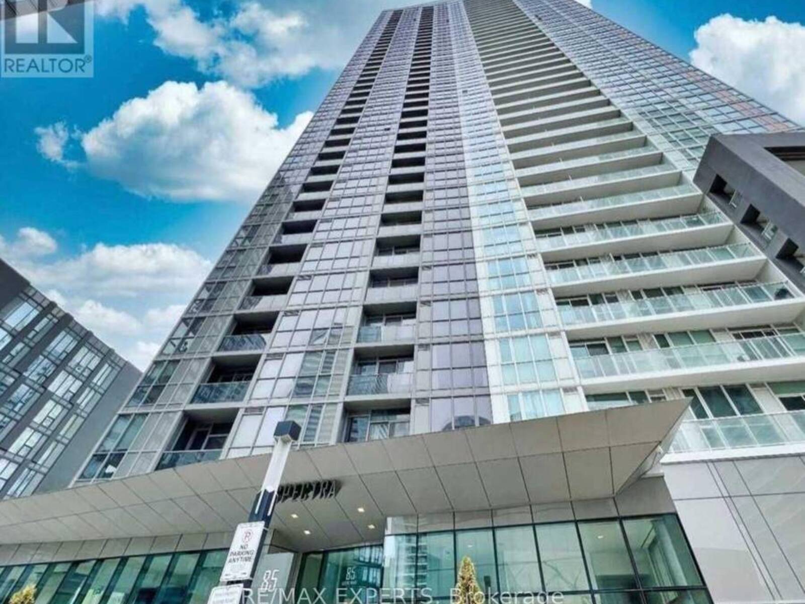 805 - 85 QUEENS WHARF ROAD, Toronto, Ontario M5V 0J9