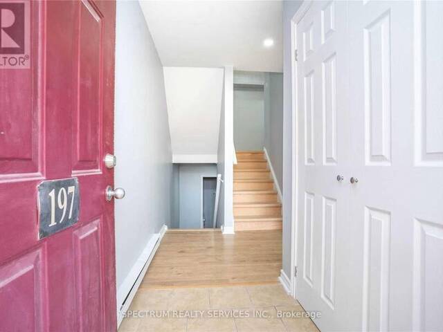 68 - 197 MILESTONE DRIVE Aurora Ontario, L4G 3M2 - 3 Bedrooms Condo For Sale