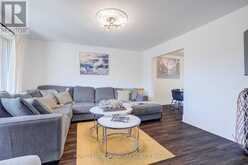 411 MAPLEHURST AVENUE | Oakville Ontario | Slide Image Eight