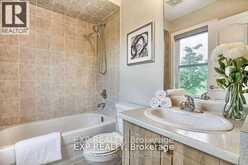 41 DENEB STREET | Barrie Ontario | Slide Image Twelve