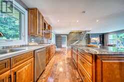 44 ROYAL HENLEY BOULEVARD | St. Catharines Ontario | Slide Image Eight
