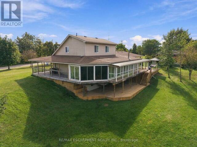 111 ERIE STREET Nanticoke Ontario, N0A 1L0 - 3 Bedrooms Waterfront Home For sale
