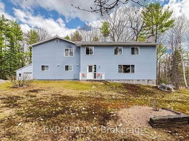 3711 BRUNEL ROAD Baysville Ontario, P0B 1A0 - 5 Bedrooms Home For Sale