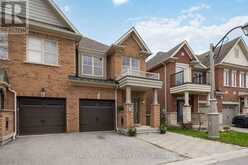 17 LATITUDE LANE | Whitchurch-Stouffville Ontario | Slide Image Two